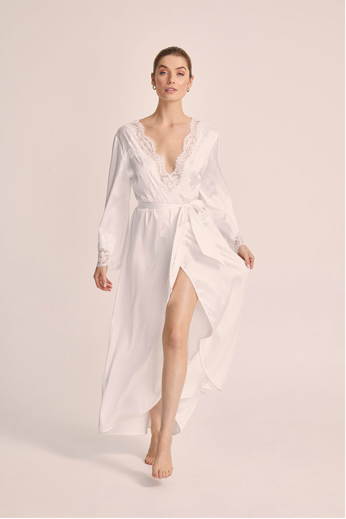 Sian Long Robe White | Homebodii